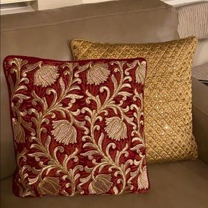 Beautiful accent pillows